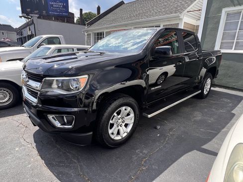 Used 2015 Chevrolet Colorado LT w/ LT Convenience Package image 1