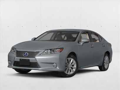Used 2014 Lexus ES 300h w/ Luxury Package w/Bamboo Trim