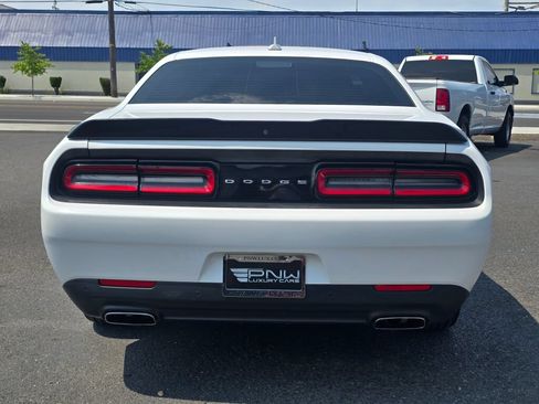 Used 2019 Dodge Challenger SXT w/ Plus Package RWD image 7