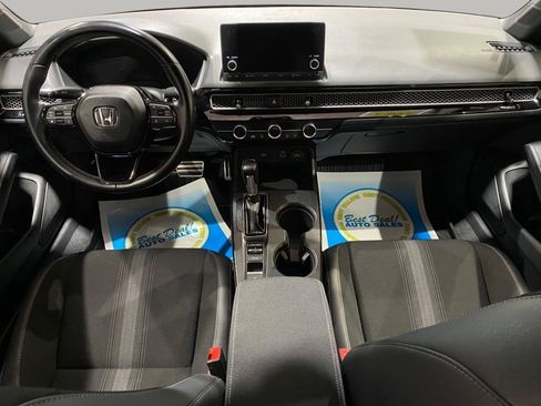 Used 2023 Honda Civic Sport image 19
