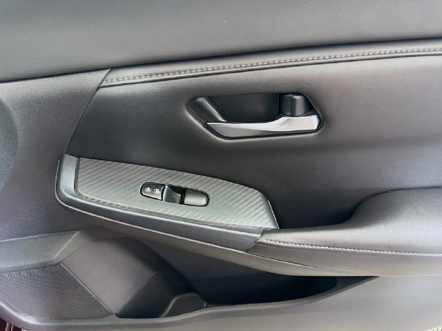 Used 2022 Nissan Sentra SV FWD image 30