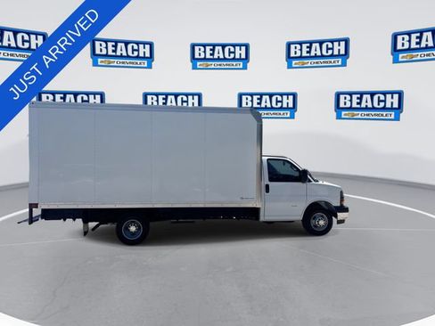New 2026 Chevrolet Express 3500 w/ Power Convenience Package RWD image 9