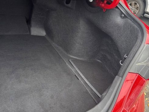 Used 2025 Toyota Camry SE image 18