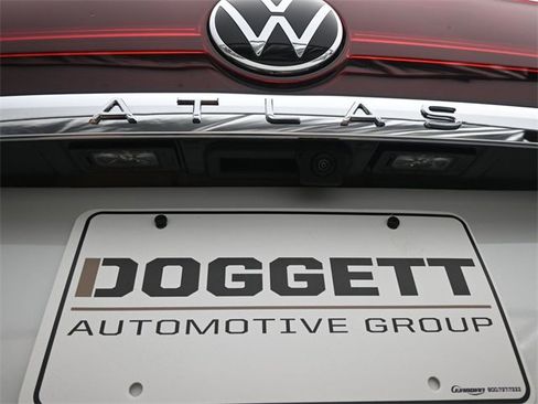 New 2026 Volkswagen Atlas SE image 14