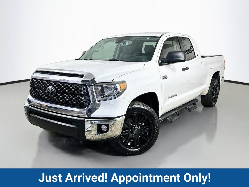 Used 2021 Toyota Tundra SR5 w/ SR5 Upgrade Package RWD image 3