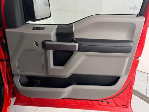 Used 2020 Ford F150 XLT image 22