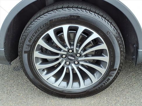 Used 2023 Lincoln Aviator Reserve w/ Elements Package Plus image 8