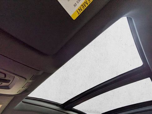 Used 2016 BMW 335i Gran Turismo xDrive image 16