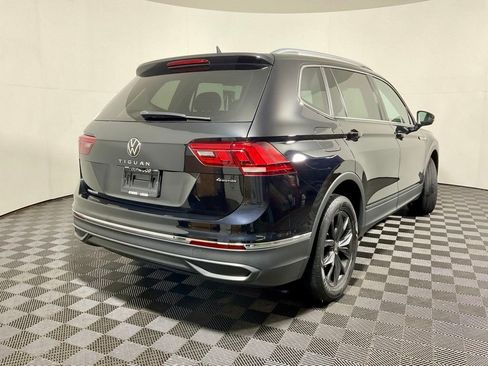 Used 2022 Volkswagen Tiguan SE AWD/4WD image 17