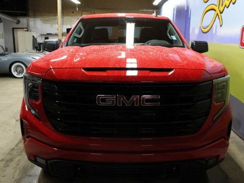 New 2026 GMC Sierra 1500 Elevation image 2