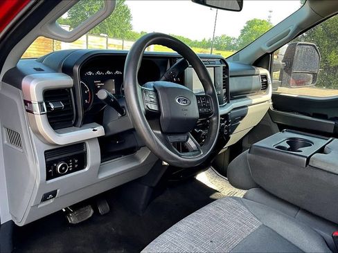 Used 2023 Ford F350 XLT AWD/4WD image 10