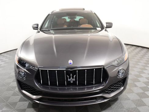 Used 2021 Maserati Levante S image 10