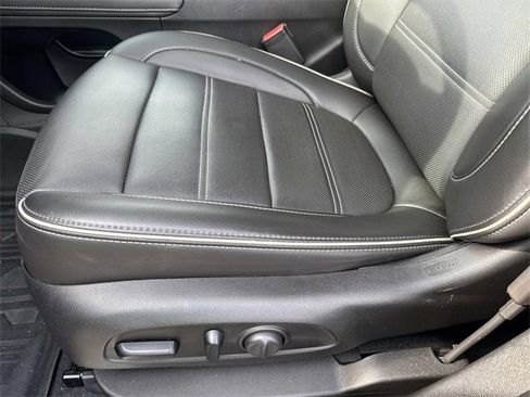 Used 2021 GMC Acadia Denali w/ Denali Technology Package image 22