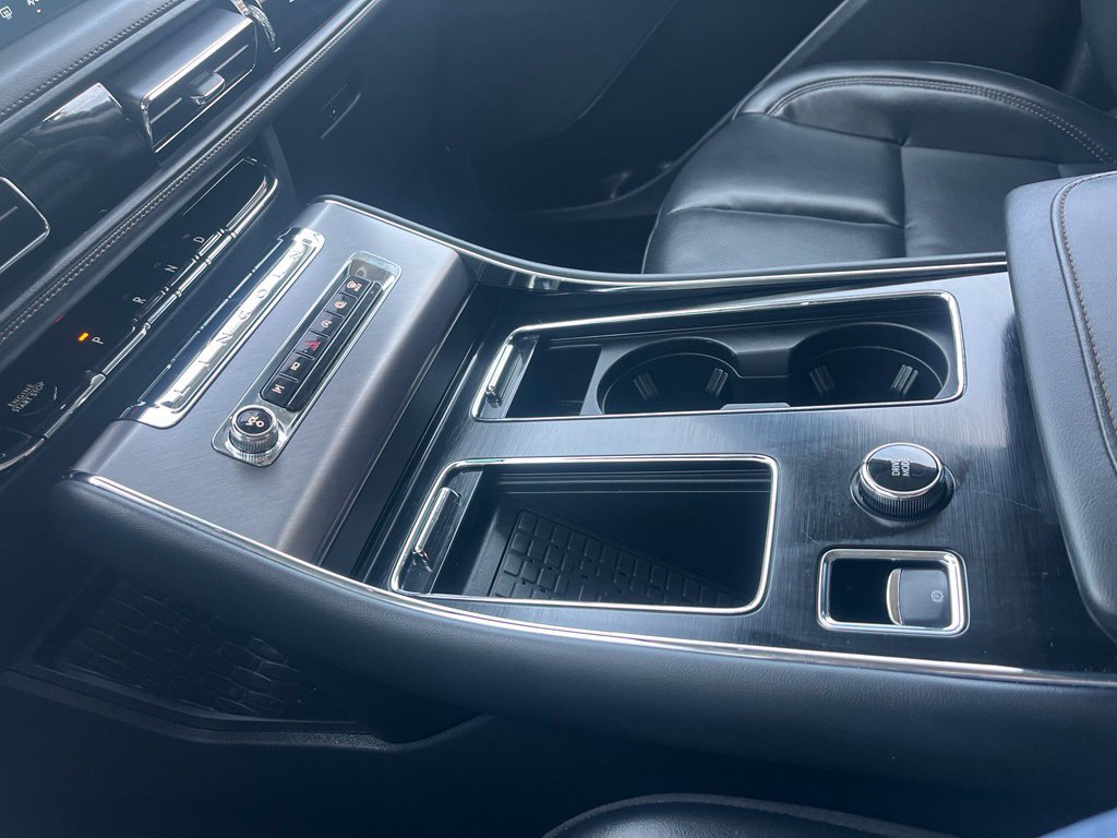 Used 2025 Lincoln Aviator AWD w/ Equipment Group 101A image 35