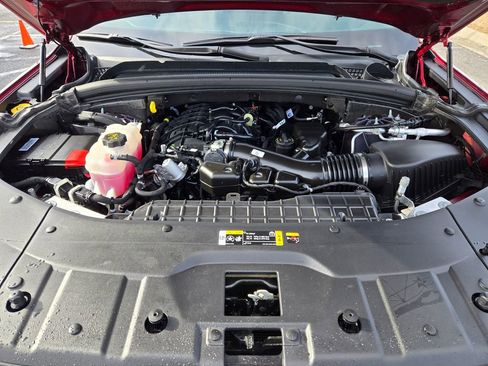 Used 2025 Jeep Grand Cherokee L Altitude image 33