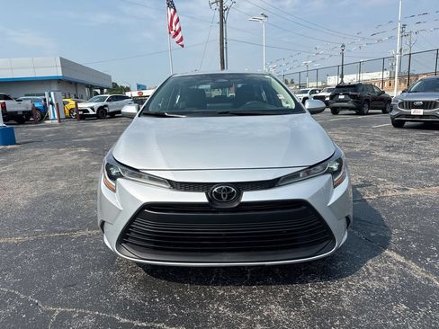 Used 2024 Toyota Corolla LE FWD image 29