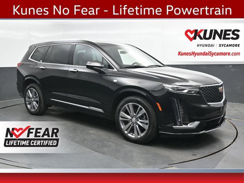 Used 2025 Cadillac XT6 Premium Luxury AWD/4WD image 1