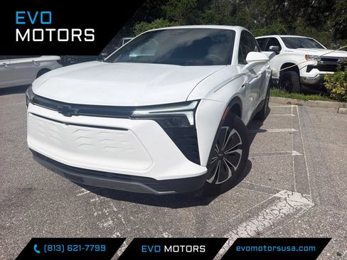 Used 2025 Chevrolet Blazer EV LT AWD/4WD image 1