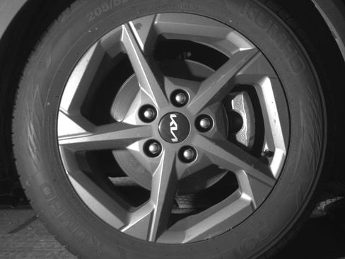 Used 2025 Kia K4 FWD image 13