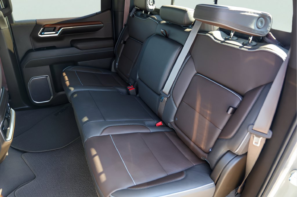 Used 2023 GMC Sierra 1500 Denali w/ Denali Reserve Package AWD/4WD image 27