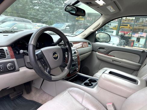 Used 2007 Chevrolet Avalanche LT w/ LT Preferred Equipment Group image 7