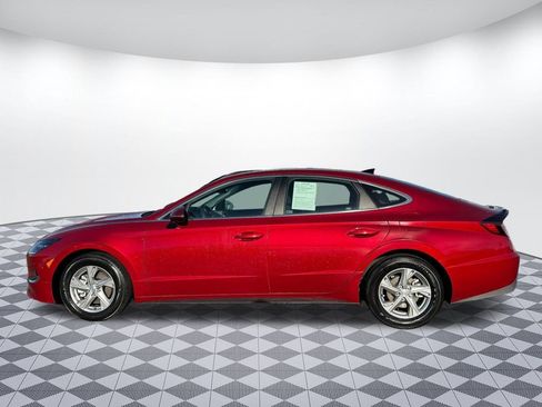 Used 2023 Hyundai Sonata SE w/ Preferred Accessory Package image 4