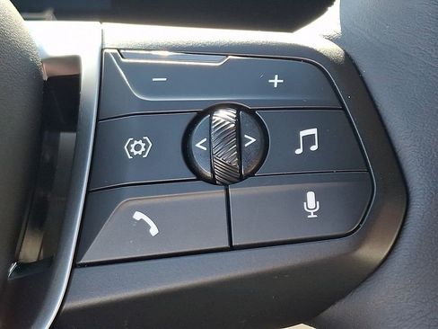 Used 2026 BMW X2 xDrive28i w/ Technology Package image 23