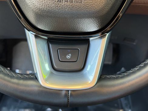Used 2025 Honda Pilot Elite image 21