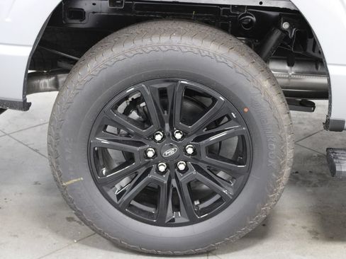 New 2026 Ford F150 Platinum w/ Equipment Group 702A High AWD/4WD image 13