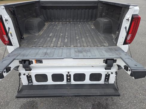 Used 2021 GMC Sierra 1500 SLT w/ SLT Convenience Package image 24