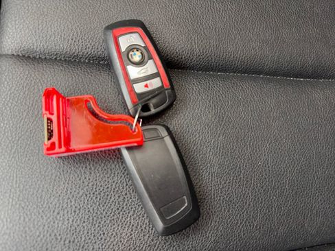 Used 2018 BMW 330i Sedan image 53