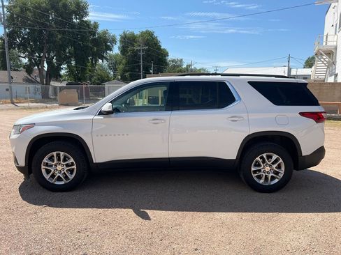 Used 2020 Chevrolet Traverse LT AWD/4WD image 4
