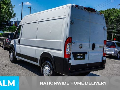 Used 2025 RAM ProMaster 2500 w/ Convenience Group FWD image 4