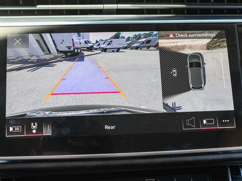 Used 2022 Audi Q7 2.0T Premium Plus w/ Premium Plus Package AWD/4WD image 28
