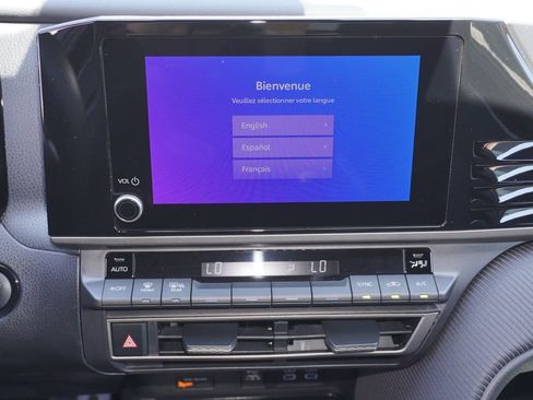 Certified 2025 Toyota Camry SE FWD image 15