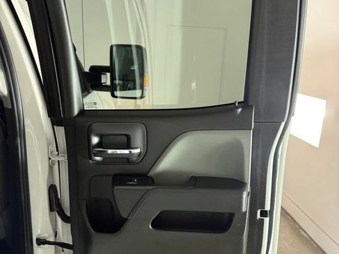 Used 2019 Chevrolet Silverado 2500 W/T AWD/4WD image 21