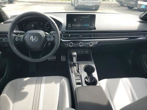 Used 2025 Honda Civic Sport image 15