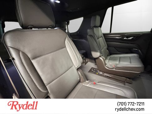 Used 2024 GMC Yukon Denali w/ Denali Reserve Package image 18