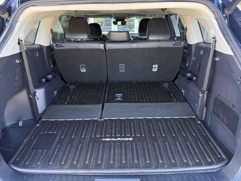 Certified 2021 Toyota Highlander XLE AWD/4WD image 20