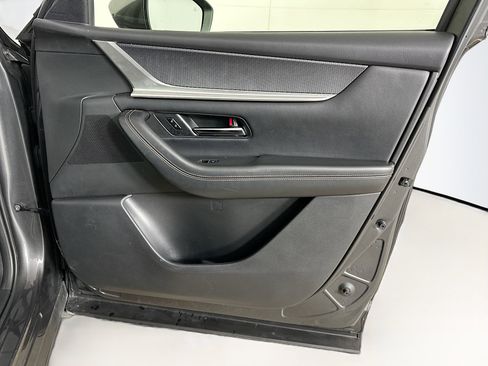 Used 2024 MAZDA CX-90 3.3 Turbo w/ Preferred Plus image 34