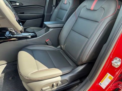 New 2026 Chevrolet Trax RS FWD image 5