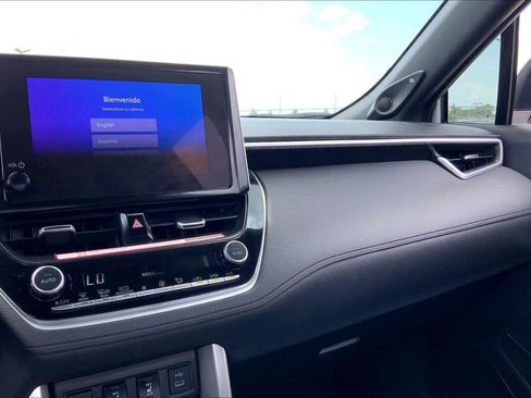 Used 2024 Toyota Corolla Cross XSE w/ Convenience Package image 35