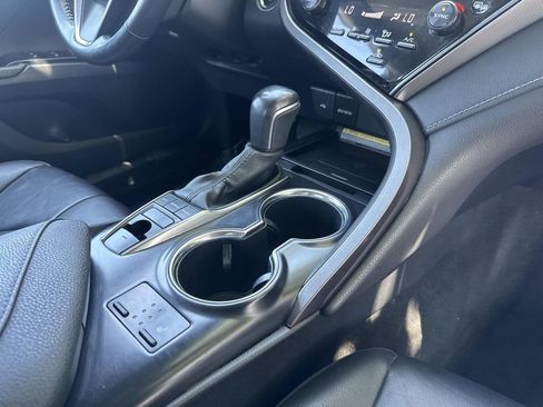 Used 2020 Toyota Camry XSE w/ Navigation Package FWD image 29