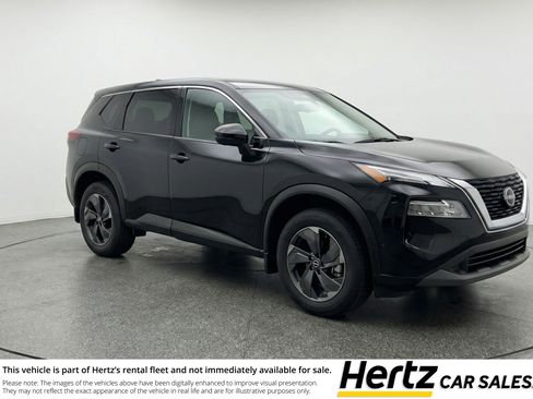 Used 2025 Nissan Rogue SV image 1