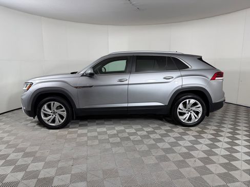 Used 2020 Volkswagen Atlas Cross Sport SEL w/ Cross Sport MDO Package image 2