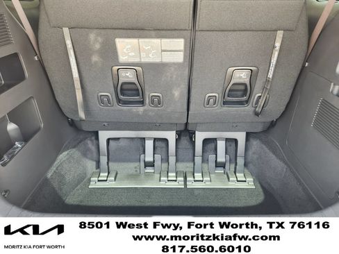 New 2026 Kia Carnival SX w/ SX Dark Edition Package FWD image 22