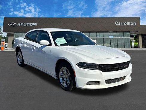Used 2022 Dodge Charger SXT image 3