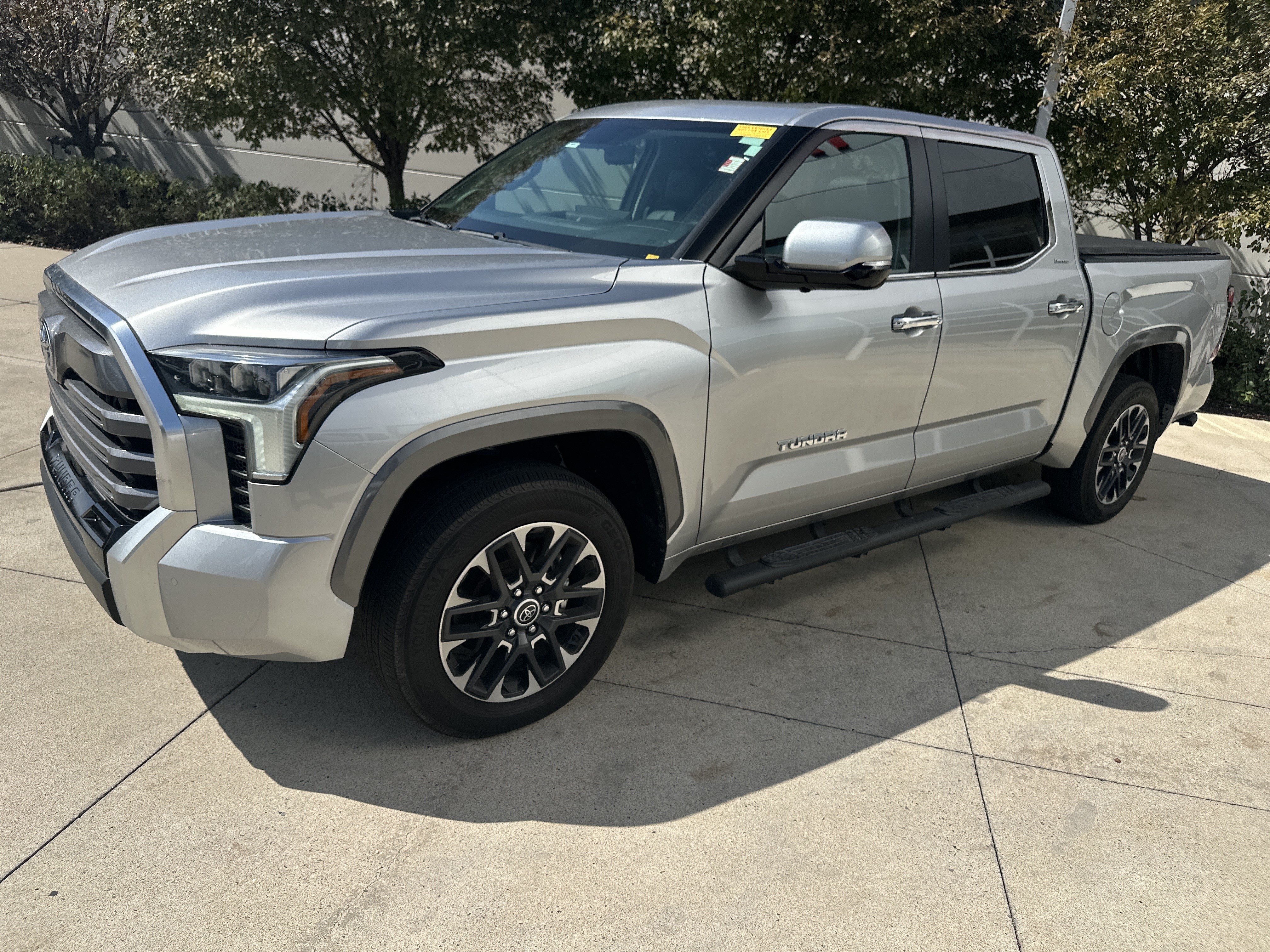 Used 2024 Toyota Tundra Limited AWD/4WD image 3