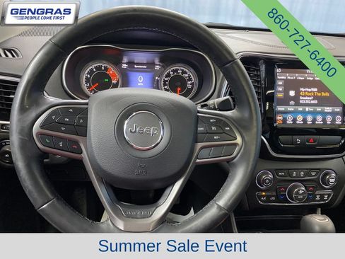 Used 2019 Jeep Cherokee Limited AWD/4WD image 20
