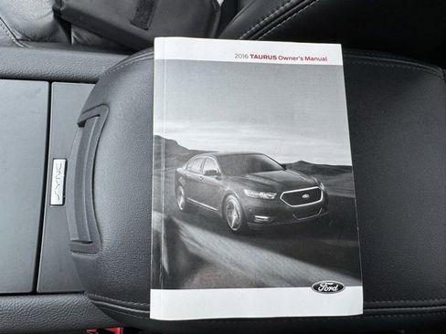 Used 2016 Ford Taurus SEL w/ Equipment Group 201A image 22